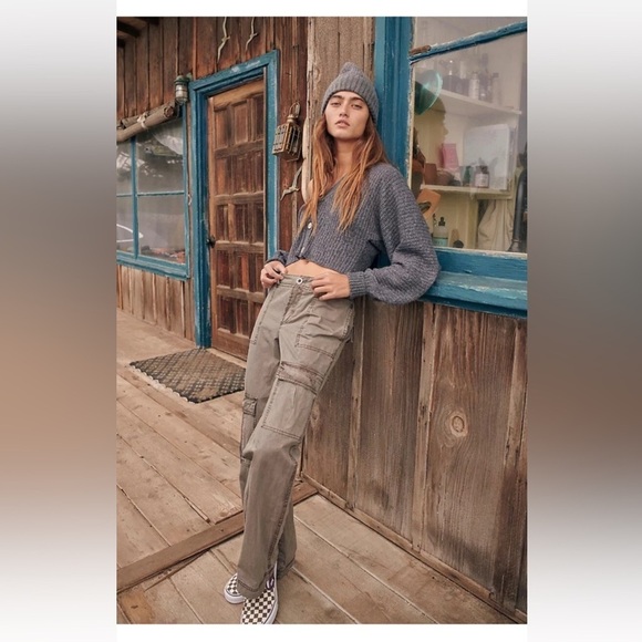 Free People Pants - Free People dark green low rise Utility Pants Wild Truffle size  4. NWOT!